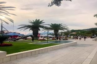 Apartments Pezo - Superior Studio with Balcony and Sea View Apartment in Baška Voda