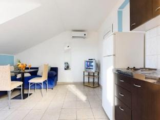 Apartments Milic - Studio Apartment with Sea View 4 - 2 Apartment in Šibenik-Knin County, Croatia