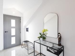 Apartment Dragojevic - Two bedroom apartment with Terrace and Sea View Apartment in Dubrovnik-Neretva County