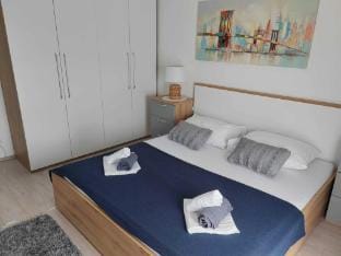 Apartment Alba - Three Bedroom Apartment with Loggia Apartment in Split