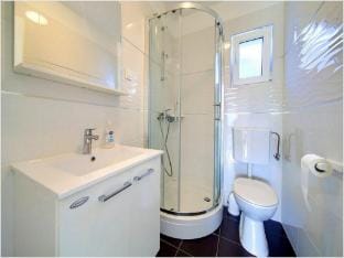 Villa Isabella - Four Bedroom Villa with Swimming Pool Villa in Primorje-Gorski Kotar County