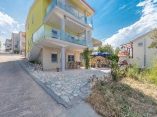 Apartments Lilly - Two Bedroom Apartment with Sea View and Terrace Apartment in Šibenik-Knin County, Croatia