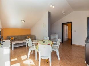 Apartments Ilija Njavro - One Bedroom Apartment with Terrace and Sea View Apartment in Primorje-Gorski Kotar County