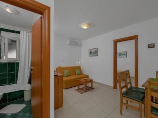 Apartments Villa Juric - One Bedroom Apartment - 2 Apartment in Baška Voda