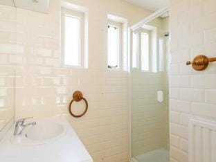 Bungalow in Zeeland with Stunning Waterside Views Vacation rental in Zeeland, Netherlands