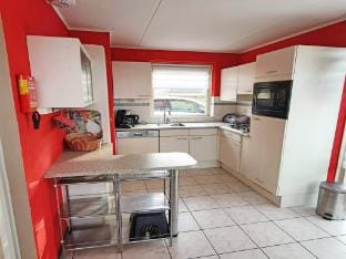 Bungalow in Breskens near Lighthouse  Beach Vacation rental in Zeeland, Netherlands