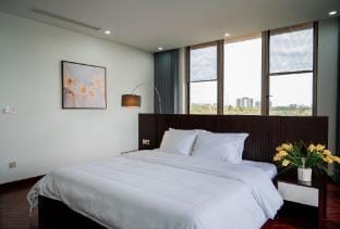 Luxury Villa Near Jacuzzi Casino 5br Villa in Hoa Hai