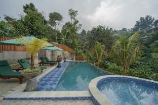 Selayang Oribu - Cabin on the Mountain Villa in West Java