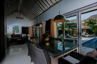 Luxury Villa 5 mins Stroll to the Beach  Villa in North Kuta