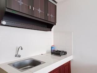 COZY 2BR Pinewood Apt Jatinagor w/ Wi-Fi & Pool Vacation rental in West Java
