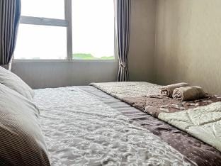 MODERN Trivium Apt 1BR w Wi-Fi Pool Gym by 2ndHome Vacation rental in West Java