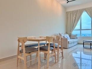 Amber Cove Melaka•2Bedroom/4Pax/Netflix/Wifi Vacation rental in Malacca