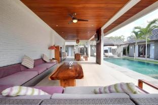 Cozy 4BR Retreat in the Heart of Uluwatu Villa in Kuta Selatan
