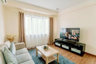 Spacious 2BR in BGC near SM Aura and High Street Apartment in Taguig