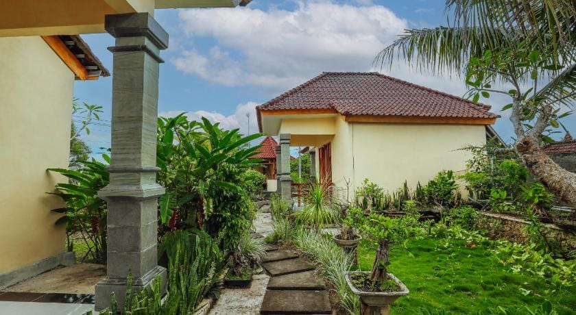 The Salang Guest House Hotel in Nusapenida