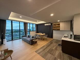 Free Parking|2-10 Pax|3Room 2Bath @Vivacity Jazz 2 Vacation rental in Kuching