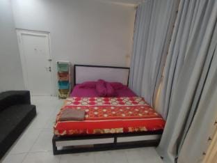 Rumah Rindu  3 kamar 2 kamar mandi + kolam renang Vacation rental in East Java