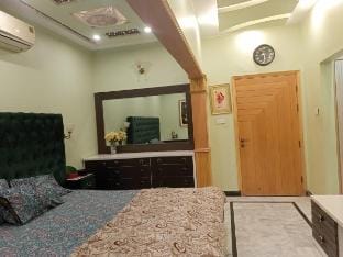 White Lotus | Corporate Business Boutique Karachi Vacation rental in Karachi