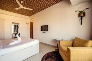 Airport Studio Apartment in Mumbai