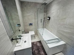 FT3 Brick Lane Apartment in London Borough of Hackney