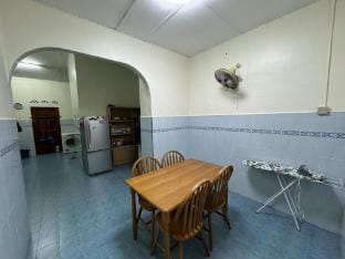 NOR RAHMAH Homestay berkonsepkan kediaman selesa. Vacation rental in Selangor, Malaysia