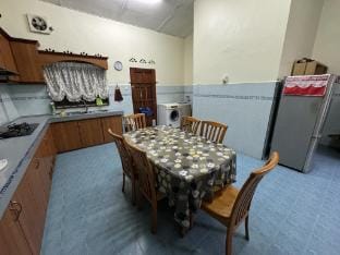 NOR RAHMAH Homestay berkonsepkan kediaman selesa. Vacation rental in Selangor, Malaysia