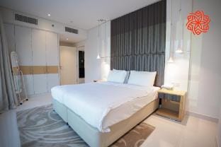 Upscale 1bdr apartment in Canal Views Apartment in Dubai