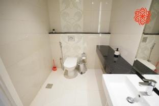Upscale 1bdr apartment in Canal Views Apartment in Dubai