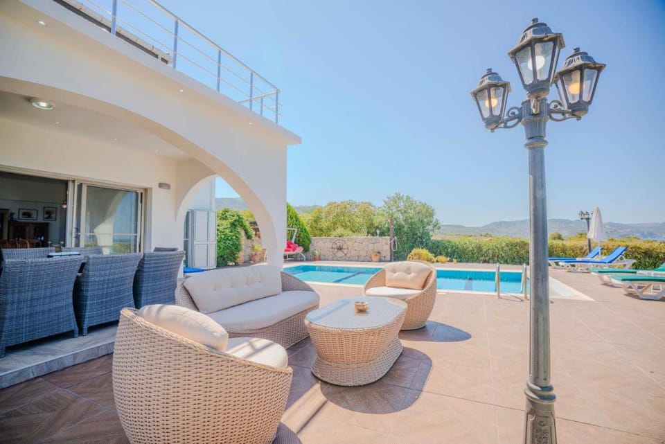 Villa Georgina with Private Pool and Sea View Villa in Cyprus