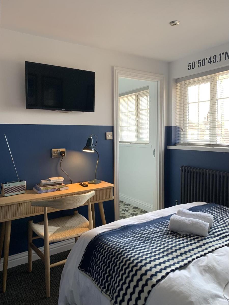 The Blue Bell Inn Bed and Breakfast in Chichester District
