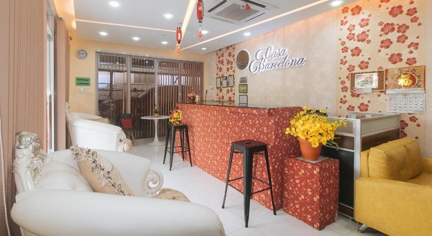 RedDoorz @ Casa Barcelona Condotel Hotel in Iloilo City