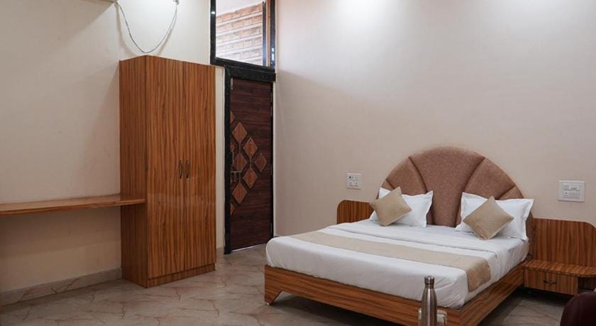Hotel Entry Point Hotel in India