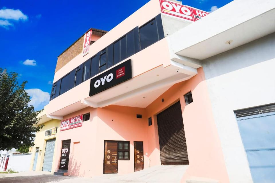 Super Hotel O Dream Residency Hotel in Delhi