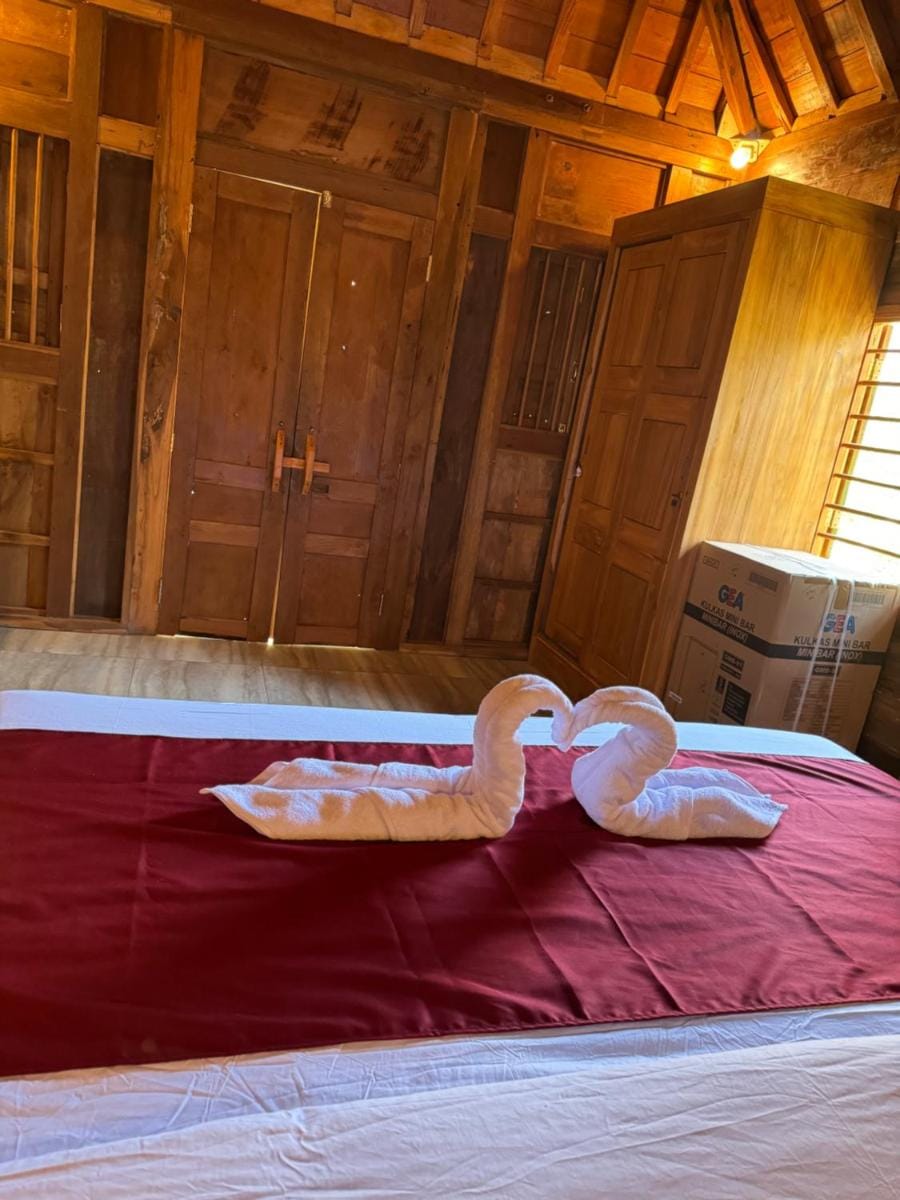 Oemah Kangin Homestay Vacation rental in Abang