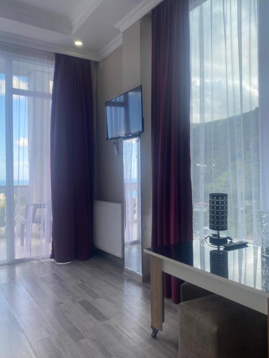 Guest House Geno Bed and Breakfast in Batumi