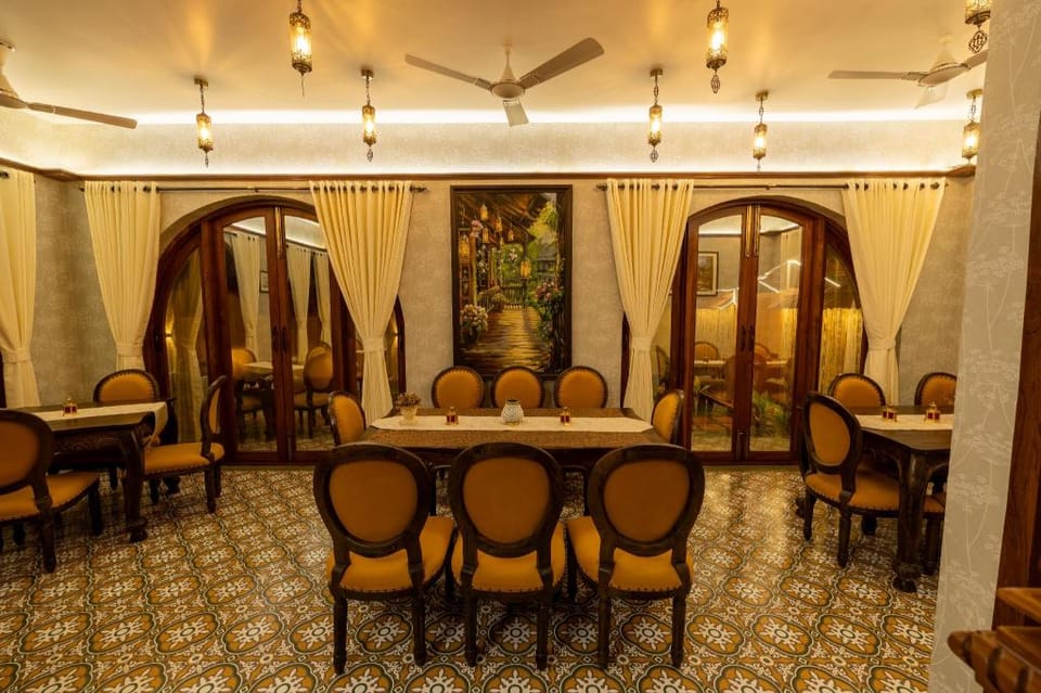 Ishaan Holiday Home Hotel in Maharashtra