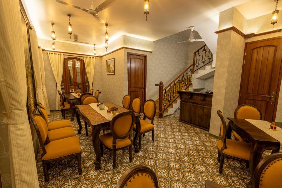 Ishaan Holiday Home Hotel in Maharashtra