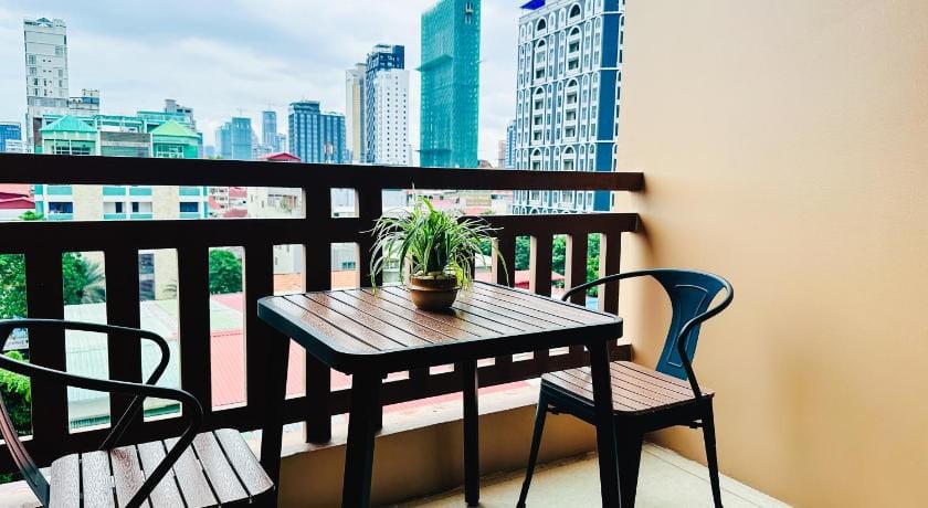 Ramada by Wyndham Phnom PenhA Central Inn in Phnom Penh Province