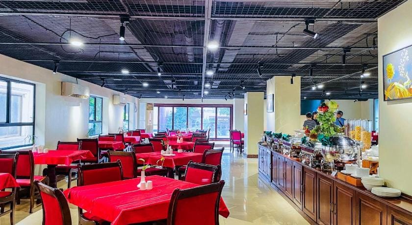 Ramada by Wyndham Phnom PenhA Central Inn in Phnom Penh Province
