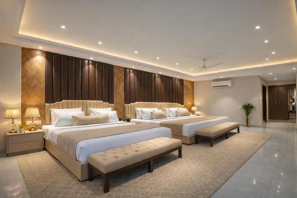 Hotel Stay Vista Near Delhi Airport With One Way Airport Transfar Hotel in New Delhi