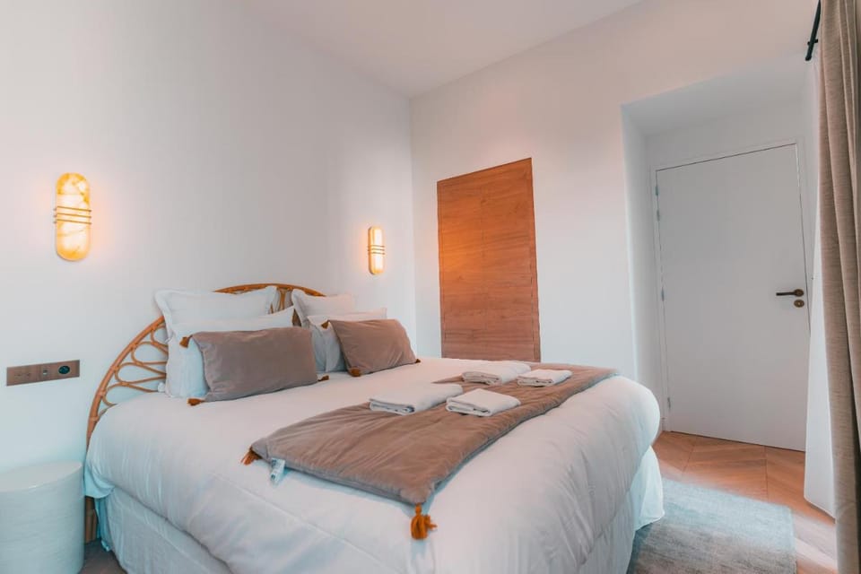 Prestigieux T6 au Vieux Port by Maison Galante Apartment in Marseille