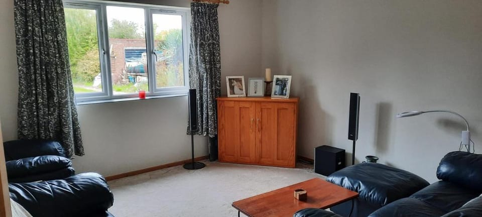 Woodlands Peaceful Bedrooms Bed and Breakfast in South Cambridgeshire District