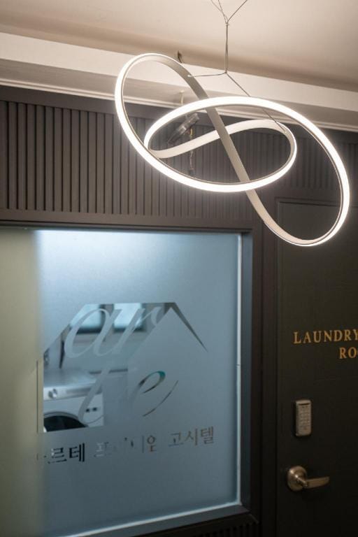 Arte premium oneroomtel Myeongdong Hotel in Seoul