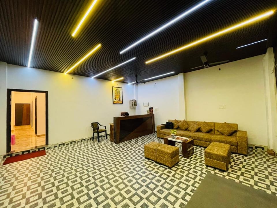 RAVINDRA GEETA Inn Bed and Breakfast in Nepal