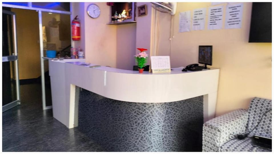 Goroomgo Golden Wave Puri Hotel in Puri