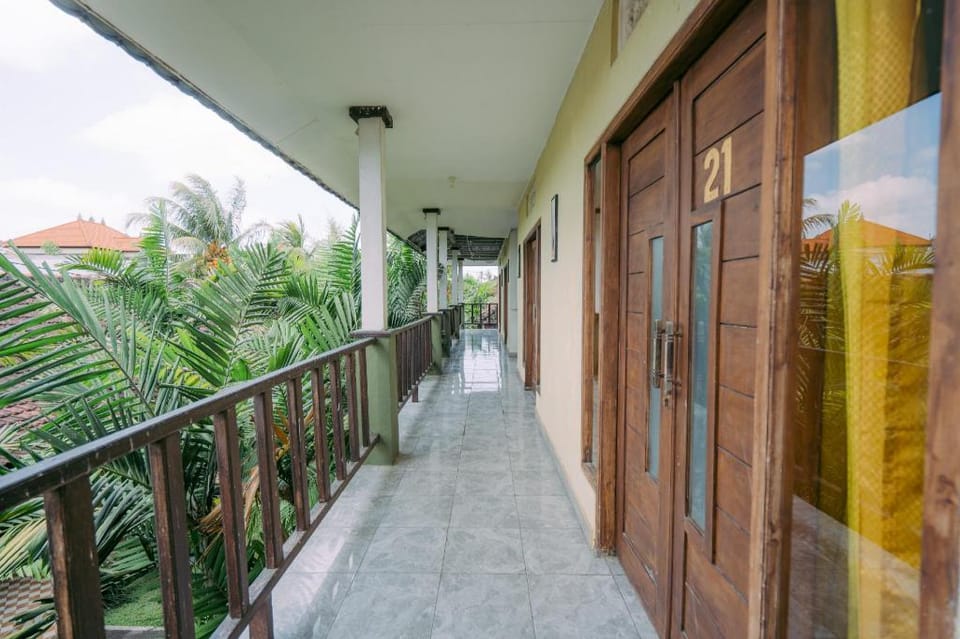 RedDoorz @ Saren Anyar Homestay Lukluk Hotel in Abiansemal