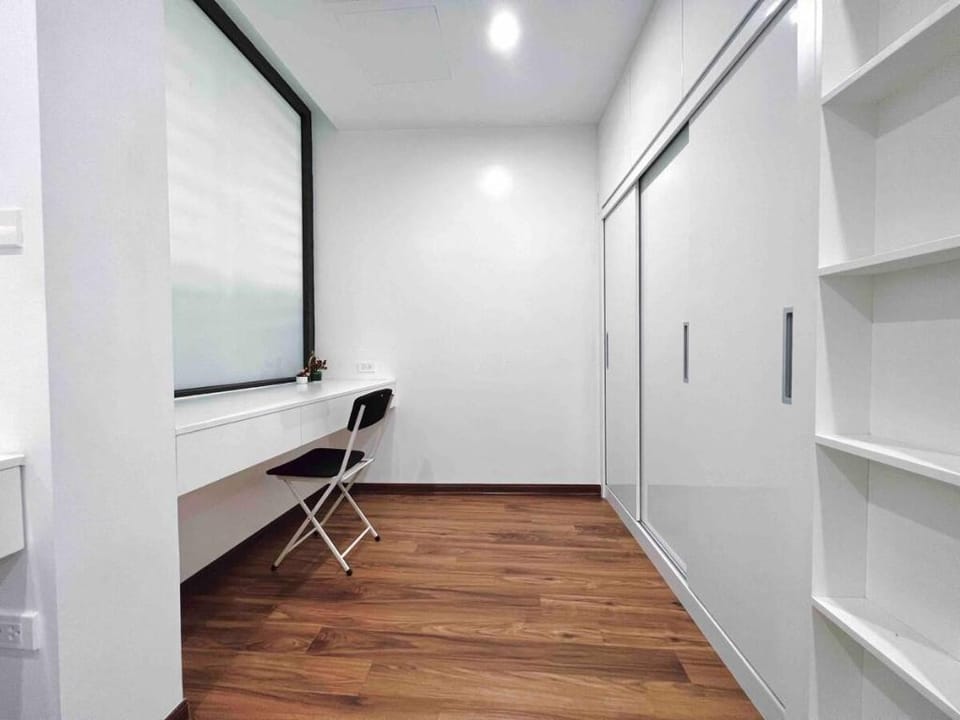 [TheOrchid] Lovely Spacious Studio near Westlake Apartment in Laos