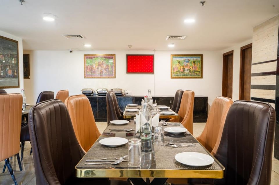 Veeva Hotels-Tonk Road Sitapura Hotel in Jaipur