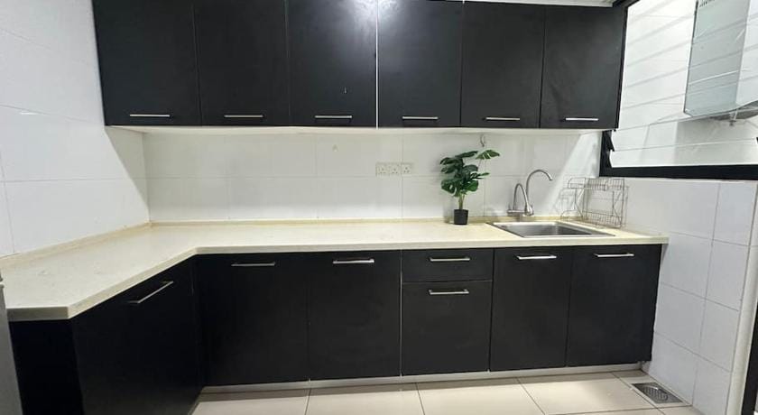Puchong Condo Free WiFi & Netflix Apartment in Selangor, Malaysia