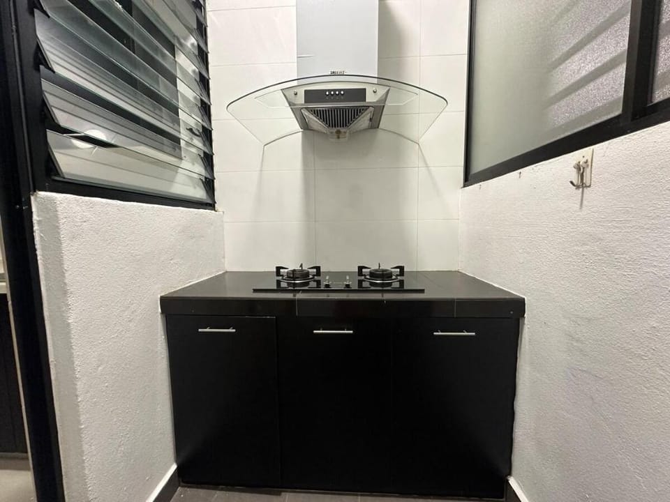 Puchong Condo Free WiFi & Netflix Apartment in Selangor, Malaysia
